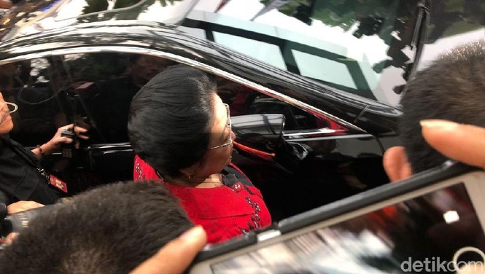 Megawati Datang, 9 Ketum Koalisi Lengkap Siap Bertemu Jokowi