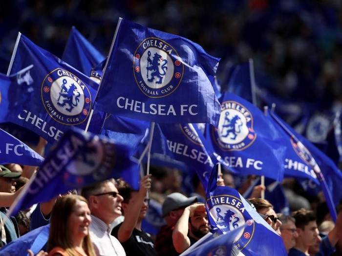 LONDON, ENGLAND - APRIL 22:  Chelsea fans wave flags during the The Emirates FA Cup Semi Final match between Chelsea and Southampton at Wembley Stadium on April 22, 2018 in London, England.  (Photo by Dan Istitene/Getty Images)