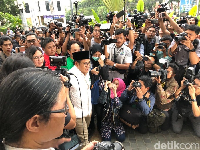 Cak Imin Langsung ke KPU: Saya Telat, Bukan Patah Hati