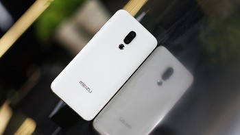 Lalu ada dukungan Qualcomm aptX dan Sony LDAC untuk pengalaman mendengar musik terbaik secara wireless. Foto: Sina Mobile