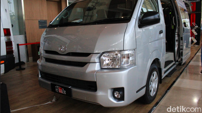 Toyota HiAce Ini Interiornya seperti Apartemen