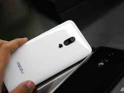 Penampakan Meizu 16, Ponsel Snapdragon 845 Termurah