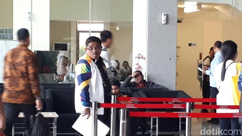 Sumarsono Diperiksa KPK, Jadi Saksi Kasus Suap Irwandi Yusuf Sumarsono Diperiksa KPK, Jadi Saksi Kasus Suap Irwandi Yusuf