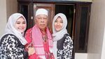 Senyum Kakek 70 Tahun Nikahi Gadis dari Bone dengan Mahar Rp 1 M