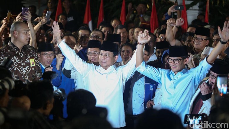 Tinggalkan Demokrat, Prabowo: Membangun Koalisi Tidak Mudah Tinggalkan Demokrat, Prabowo: Membangun Koalisi Tidak Mudah