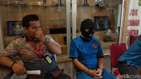 Kejadian tersebut berawal saat Farid berkenalan dengan korban melalui media sosial. Keduanya bertemu pelaku langsung mengajak korban untuk berhubungan intim.