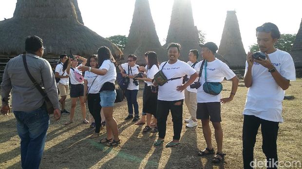 Hari Pertama 12 Agus di Sumba, ke Kampung Ratenggaro & Pantai Pero