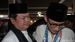 Cium Mobil Dinas, Gaya Perpisahan Sandi Sebagai Wagub