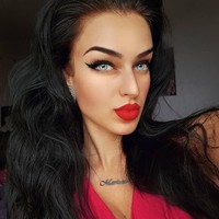 Mata bak Barbie-nya tersebut adalah keturunan. Sang kakek juga punya mata yang sangat indah.Foto: Instagram