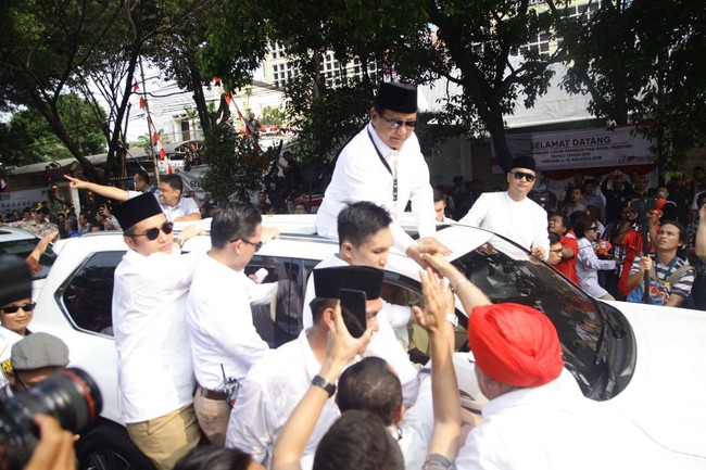 Koleksi Mobil Jokowi-Maruf Amin, Prabowo-Sandi