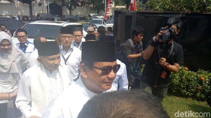 Prabowo Antar Dokumen Pencapresan ke SBY, PD Resmi Beri Dukungan