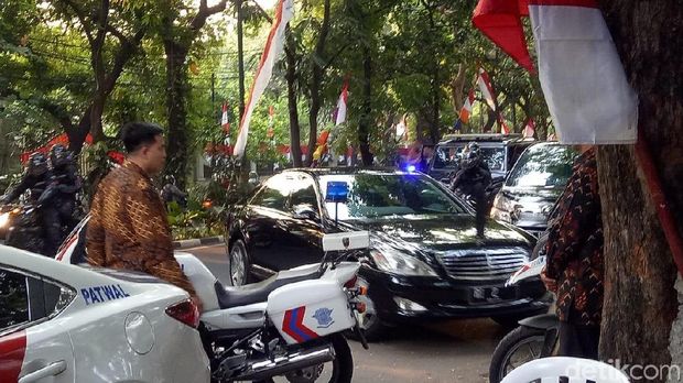 JK Sambangi Kediaman Megawati