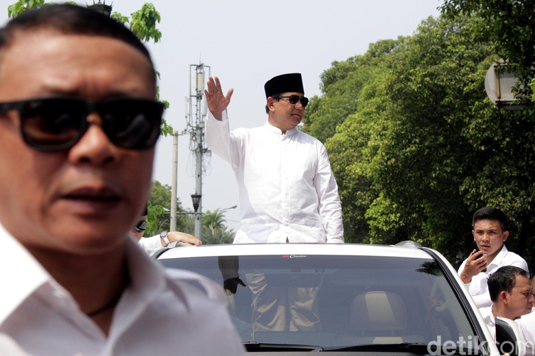 Petinggi GNPF dan Al Khaththath Masuk Timses Prabowo-Sandiaga Petinggi GNPF dan Al Khaththath Masuk Timses Prabowo-Sandiaga