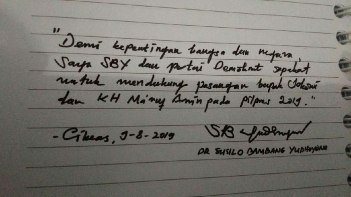 PD: Tulisan Tangan SBY Dukung Jokowi-Maruf Hoax