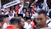 Pantauan di Gedung Joang 45, Menteng, Jakarta Pusat, Jumat (10/8/2018), pukul 07.35 WIB para relawan mulai memadati Gedung Joang.