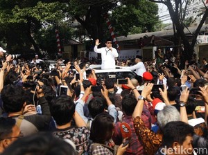 Gerindra Yakin Pendukung yang Antar Prabowo ke KPU Lebih Banyak
