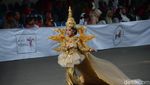 Foto: Aksi Bocah-bocah Cilik Meriahkan Jember Fashion Carnival