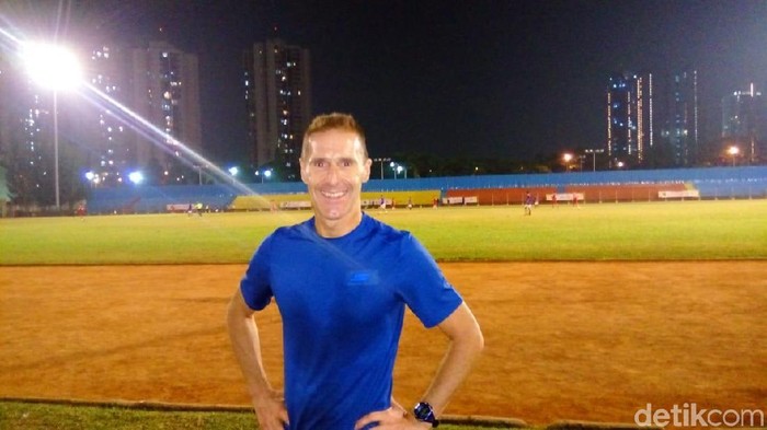 Mike Trees, atlet triatlhon berusia 56 tahun (Foto: Christantio Utama/detikHealth) Mike Trees, atlet triatlhon berusia 56 tahun (Foto: Christantio Utama/detikHealth)