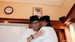 Momen Perpisahan Anies-Sandi di Balai Kota