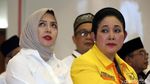 Akrabnya Titiek Soeharto dan Istri Sandiaga Uno di KPU