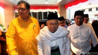 Maruf disambut Ketum Golkar Airlangga dan Sekjen Golkar Lodewijk Freidrich Paulus.