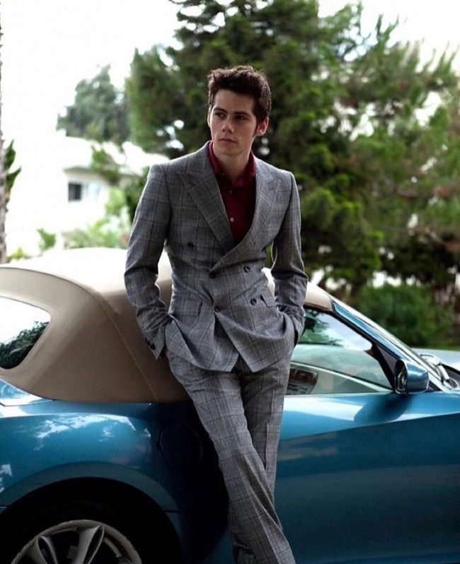 Wajah Dylan OBrien mungkin tak asing lagi. Ia adalah aktor di serial Teen Wolf, juga bintang di beberapa layar lebar seperti The First Time, American Assassin, The Internship dan Maze Runner. Foto: Dok. Instagram/Dylan OBrien