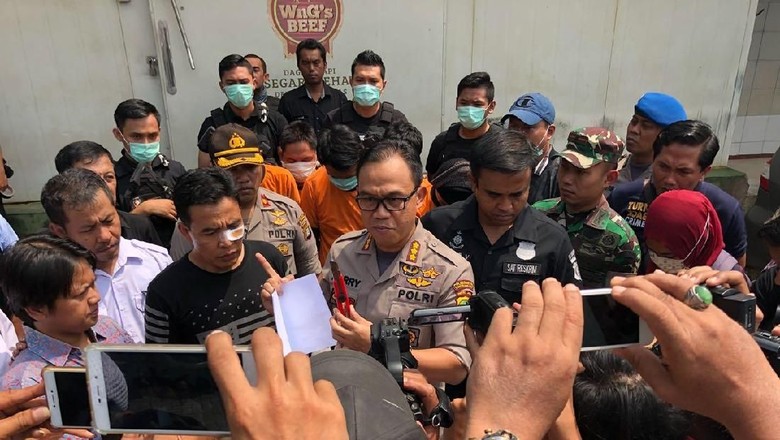 Tangkap Perampok di RPH Tangerang, Polisi Terluka Disabet Cutter Tangkap Perampok di RPH Tangerang, Polisi Terluka Disabet Cutter