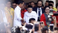 Mereka selanjutnya akan menuju ke kantor KPU.