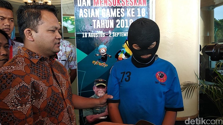 Gigolo Pencabul ABG Bandung Dicek Kesehatan, Apa Hasilnya? Gigolo Pencabul ABG Bandung Dicek Kesehatan, Apa Hasilnya?