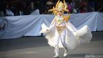 Foto: Aksi Bocah-bocah Cilik Meriahkan Jember Fashion Carnival