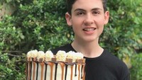 Lewat Instagramnya, Ryan juga kerap membagikan tutorial cara membuat cake mudah. Sehingga puluhan ribu followersnya bisa membuatnya di rumah. Foto: Instagram ryanwilsonbakes