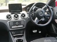 SUV Mungil nan Sporty Mercy GLA 200 AMG Line