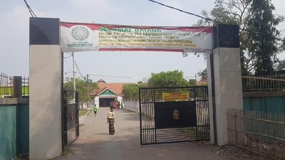 Melihat Ponpes yang Cetak Kiainya Jadi Cawapres Jokowi