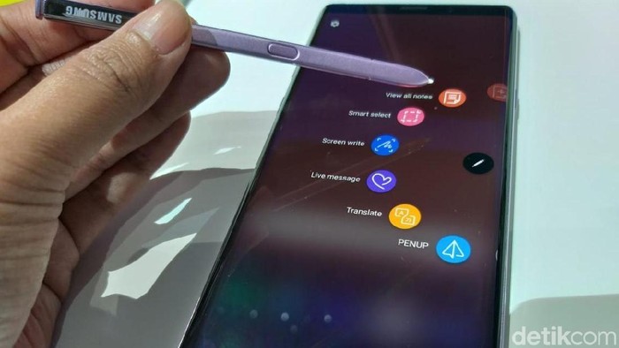 S-pen Galaxy Note 9. (Foto: detikINET/Meliyanti Setyorini) S-pen Galaxy Note 9. (Foto: detikINET/Meliyanti Setyorini)