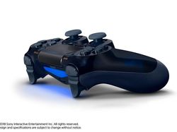 Potret Menawan PS4 Pro Berbodi Transparan