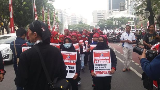 Massa KSPI pendukung Prabowo bergerak ke KPU