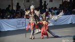 Foto: Aksi Bocah-bocah Cilik Meriahkan Jember Fashion Carnival