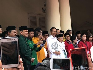 Ini Pidato Lengkap Jokowi di Gedung Joang 45 Sebelum Daftar Capres