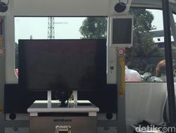 Ada Bus Hantu Keliling GBK