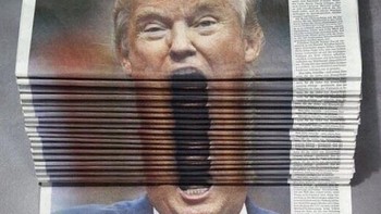 Tumpukan koran presiden AS Donald Trum yang seolah teriak. Foto: Internet