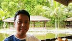 Pose Romahurmuziy Saat Ngemil Durian hingga Makan Malam dengan Jokowi 
