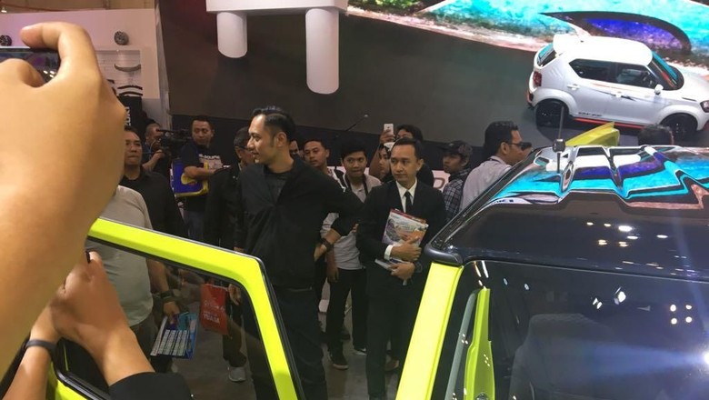 AHY sapa GIIAS 2018 Foto: Istimewa/Rayhan AHY sapa GIIAS 2018 Foto: Istimewa/Rayhan