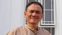 Andi Arief membuat hangat lagi. Kali kedua dia mengatakan PD memang bergabung di koalisi pendukung Prabowo-Sandiaga, namun partainya hanya bersedia mengampanyekan Prabowo. Pernyataan ini kemudian diluruskan oleh elite PD lainnya. Foto: Dok. Twitter Andi Arief