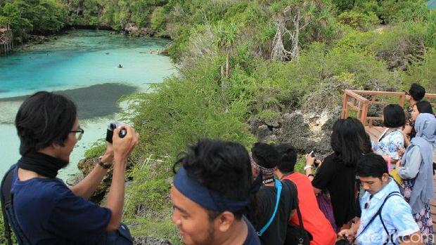 Hari Kedua di Sumba, 12 Agus Jelajahi Tanjung Mareha & Danau Weekuri