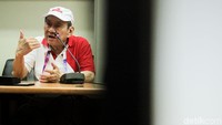 Nah, soal kekayaan, Bambang dan saudaranya Budi Hartono langganan masuk deretan orang terkaya Indonesia versi Forbes. Menurut catatan Forbes yang dirilis Maret 2018, total kekayaan Bambang Hartono mencapai US$ 16,7 miliar atau sekitar Rp 225 triliun. Selain itu Bambang Hartono menempati urutan ke-75 orang terkaya dunia versi Forbes.