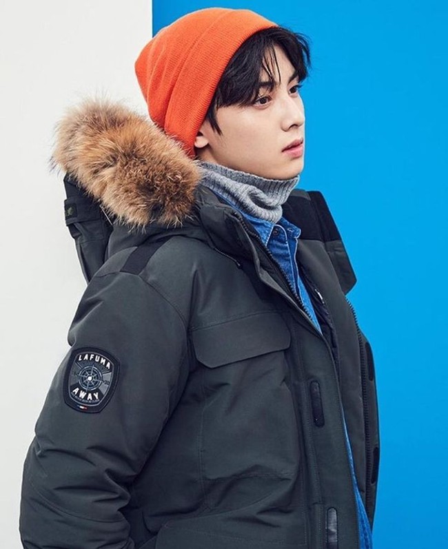 Bersama V dan Jin dari BTS, juga Suho dari EXO, Cha Eun Woo disebut sebagai god of visuals. Yakni sebutan untuk anggota grup K-pop yang paling cantik/tampan. Ia pun sering dipuji memiliki wajah yang sempurna. Foto: Ist.