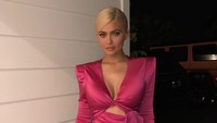 Kylie Jenner baru saja merayakan ulang tahun ke-21. Intip foto-foto seksinya di momen bahagia tersebut yuk. Foto: @kyliejenner/ Instagram