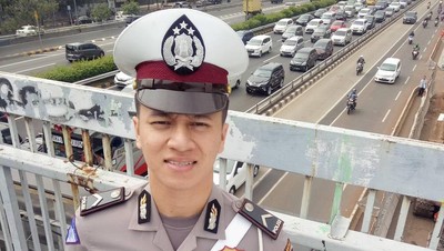 10 Potret Andre Ferdiansyah, Polisi Ganteng yang Bikin Wanita Kesengsem