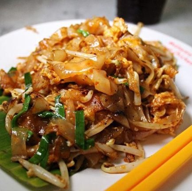 Jangan Tinggalkan Penang Sebelum Cicipi Kwetiau Goreng Enak di 7 Tempat Ini
