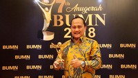 Penghargaan ini tentu merupakan apresiasi terhadap Kinerja BUMN dan Anak Perusahaan BUMN berdasarkan pada kinerja usaha, kinerja keuangan, kinerja kepemimpinan dan tata kelola perusahaan sepanjang tahun 2017. Foto: dok. Wika Gedung